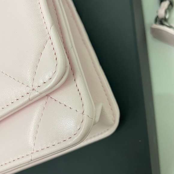 ***S0LD***on another platform. Chanel 19 wallet on chain. Pink (Rose). New. - Picture 8 of 10
